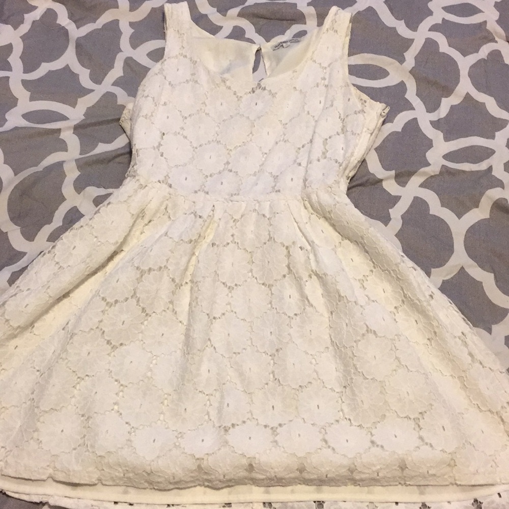 White lace